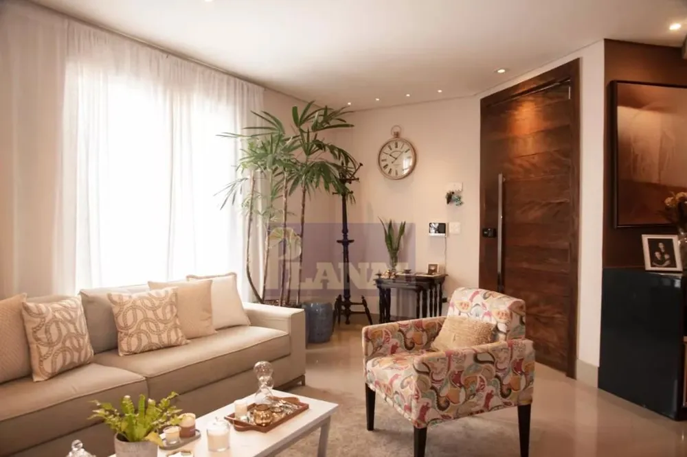 Casa, 3 quartos, 180 m² - Foto 1