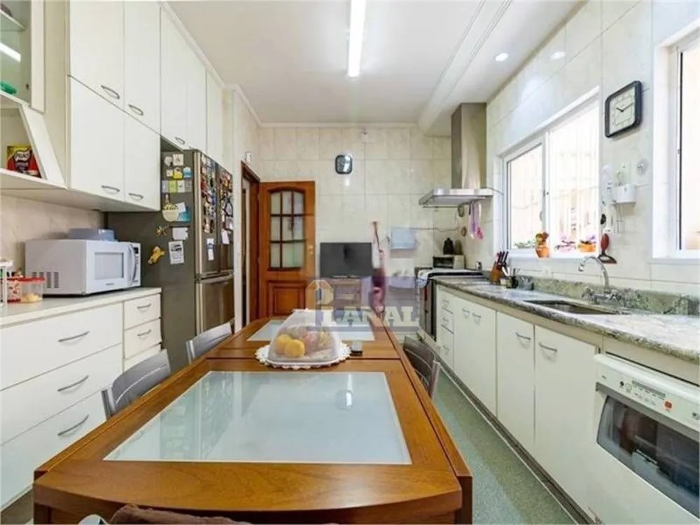Sobrado, 4 quartos, 320 m² - Foto 1