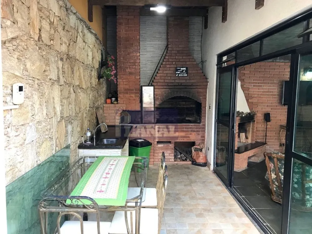 Sobrado, 4 quartos, 250 m² - Foto 1
