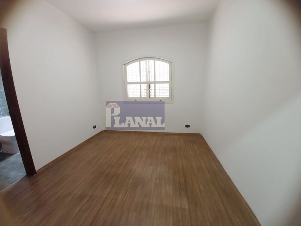 Casa à venda e aluguel com 3 quartos, 194m² - Foto 7