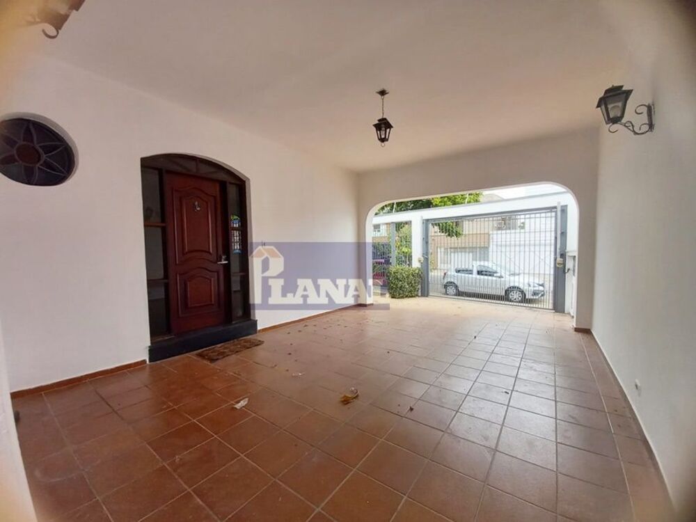 Casa à venda e aluguel com 3 quartos, 194m² - Foto 15