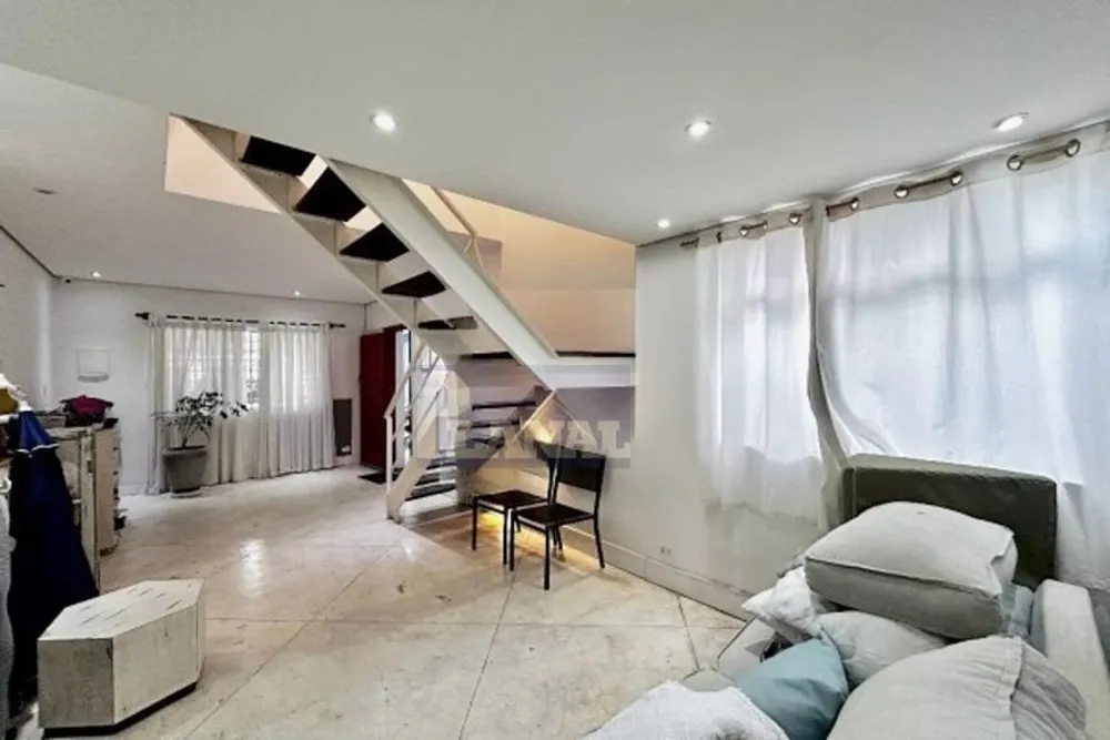 Sobrado, 3 quartos, 200 m² - Foto 1