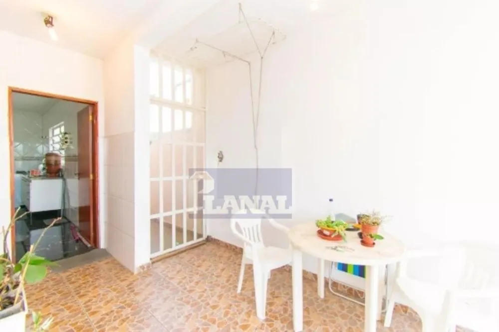 Sobrado, 4 quartos, 335 m² - Foto 2