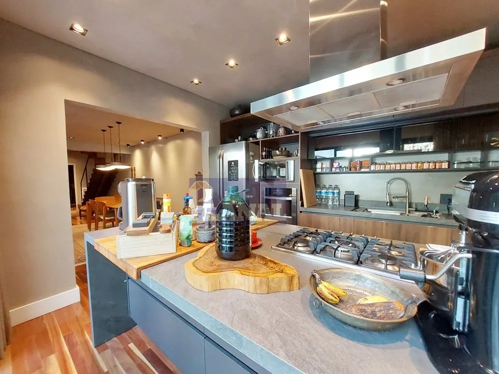 Sobrado, 4 quartos, 213 m² - Foto 5