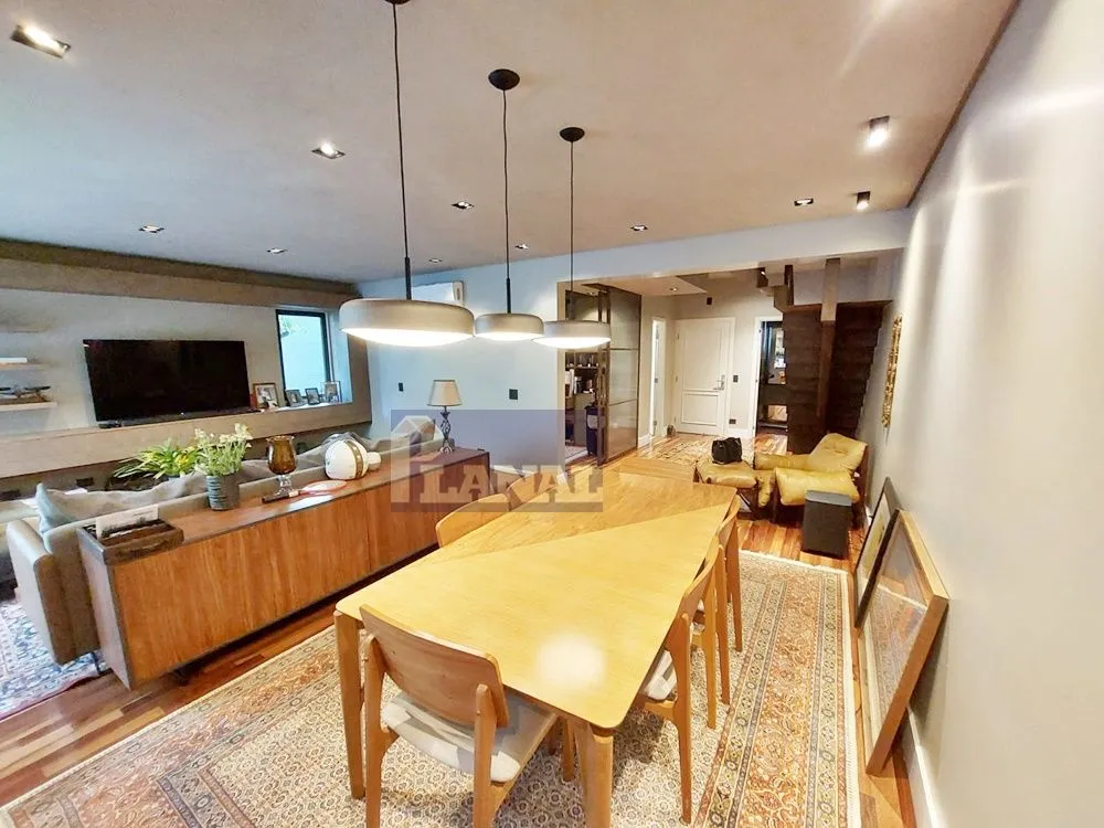 Sobrado, 4 quartos, 213 m² - Foto 2