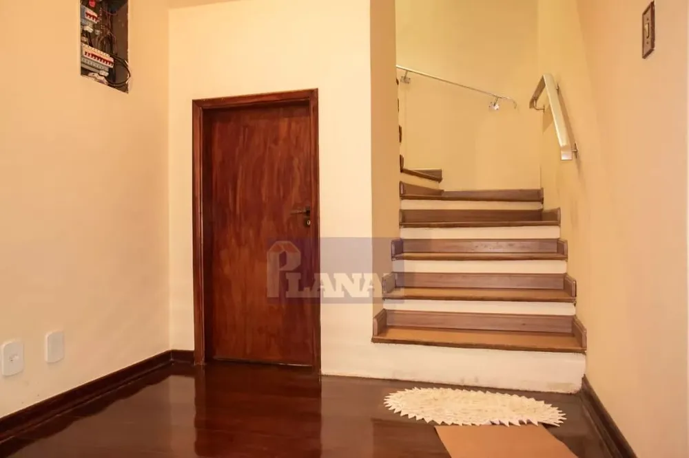 Sobrado, 3 quartos, 400 m² - Foto 1
