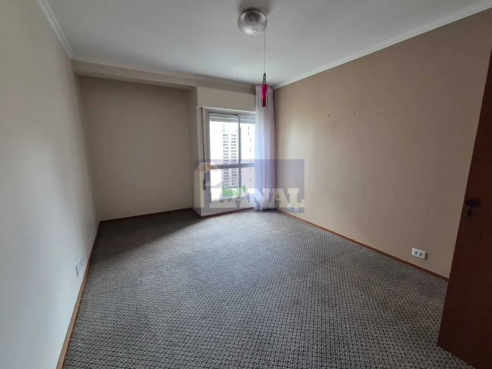 Apartamento, 3 quartos, 182 m² - Foto 2