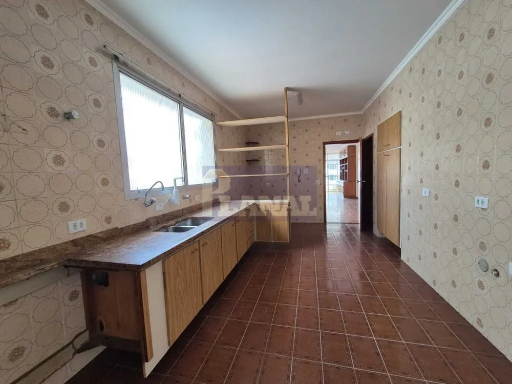 Apartamento, 3 quartos, 182 m² - Foto 3