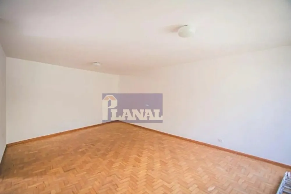 Sobrado, 3 quartos, 247 m² - Foto 2
