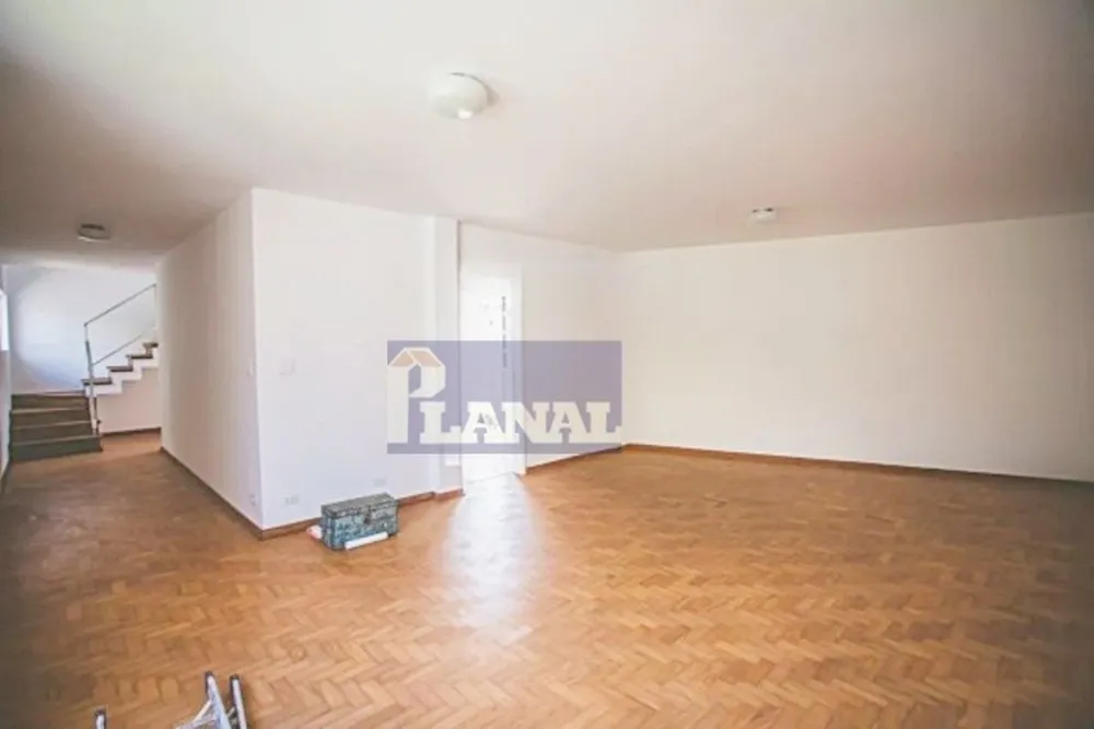 Sobrado, 3 quartos, 247 m² - Foto 1