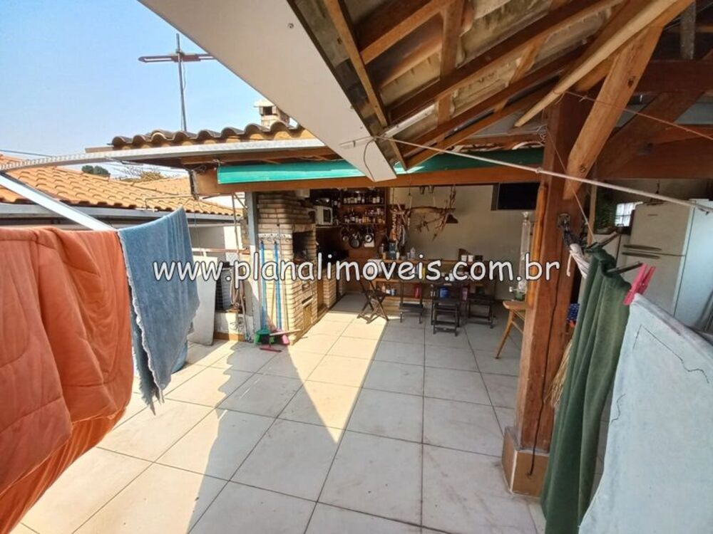 Sobrado à venda com 6 quartos, 320m² - Foto 4