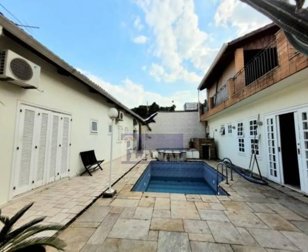 Sobrado, 3 quartos, 319 m² - Foto 3