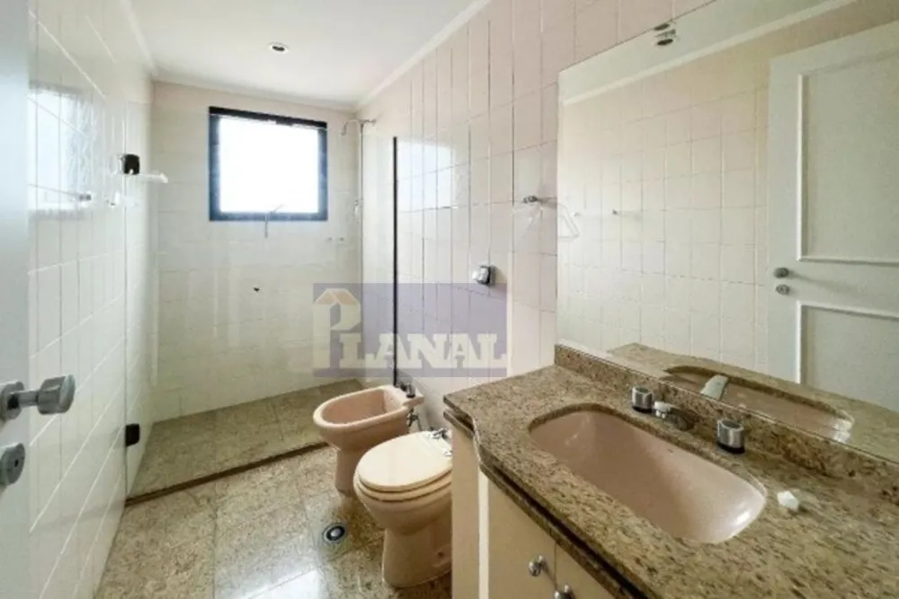 Apartamento, 3 quartos, 260 m² - Foto 2