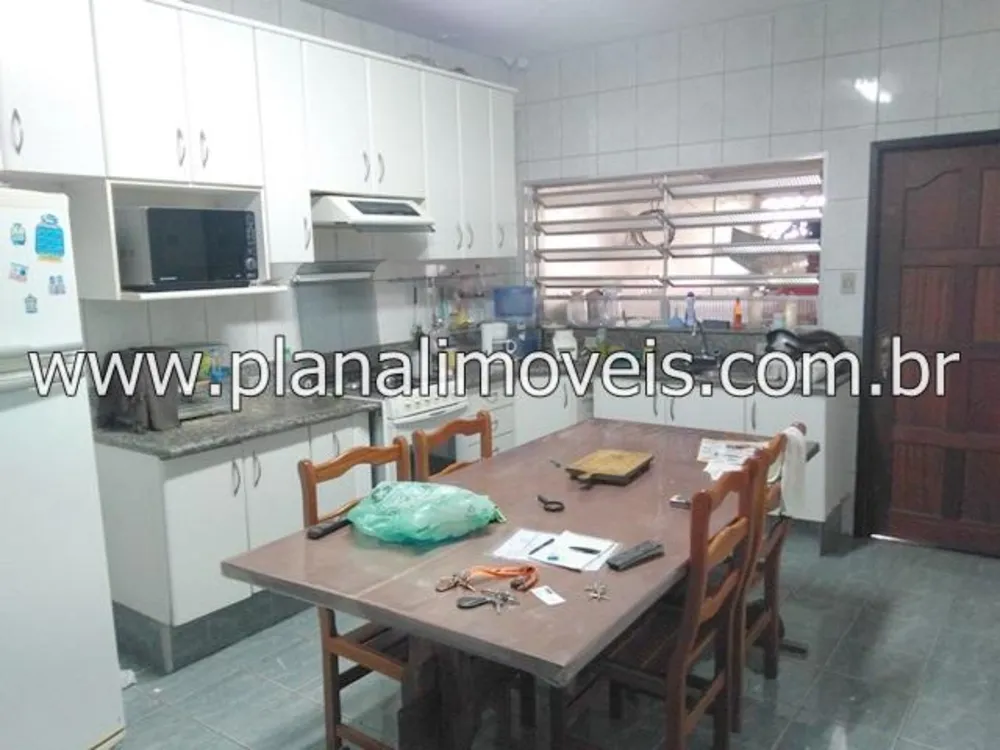 Casa, 3 quartos, 248 m² - Foto 6