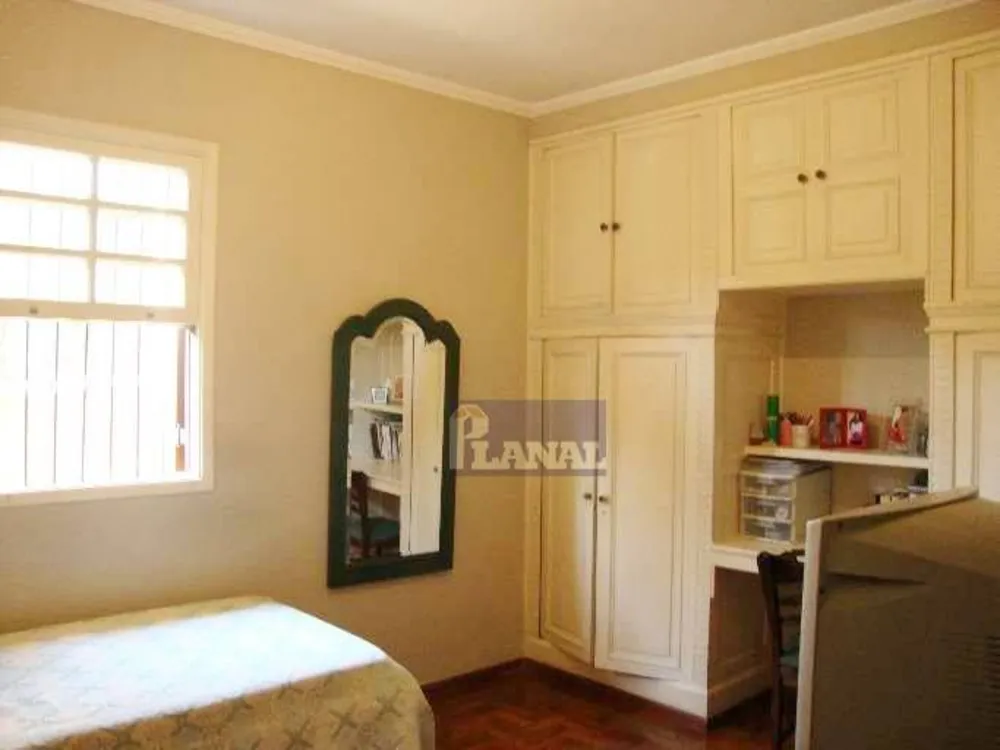 Casa, 4 quartos, 240 m² - Foto 8