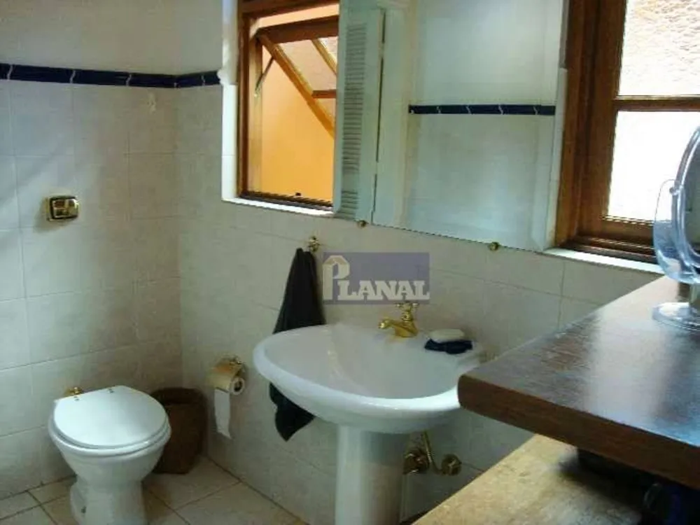 Casa, 4 quartos, 240 m² - Foto 9