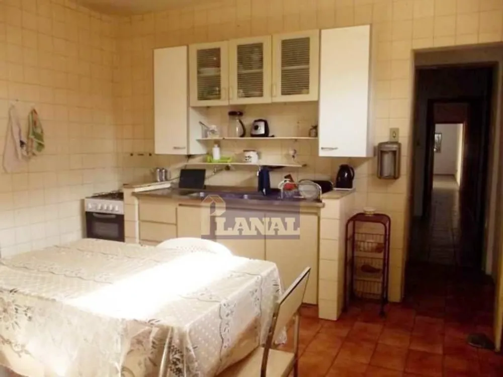 Casa, 4 quartos, 228 m² - Foto 6