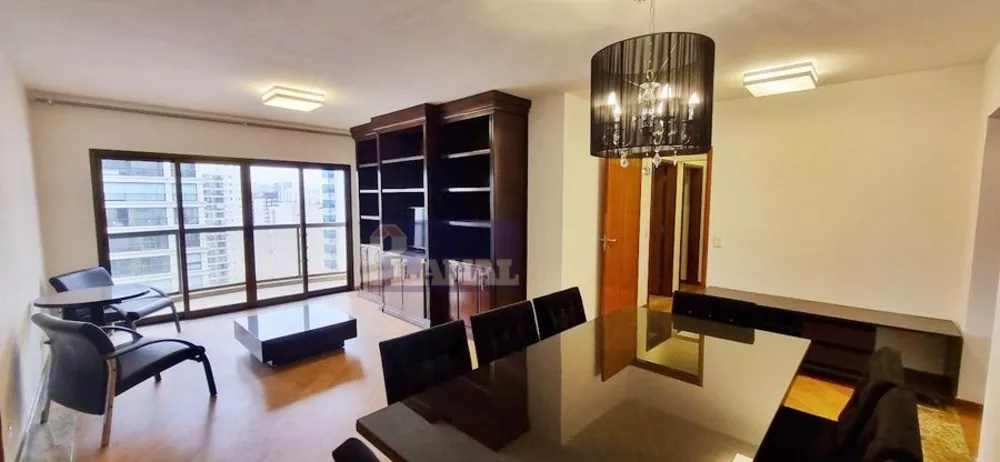 Apartamento para alugar com 3 quartos, 127m² - Foto 1