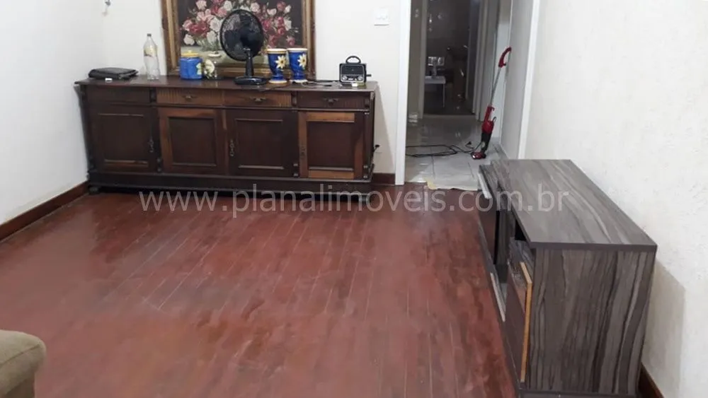 Casa, 9 quartos, 233 m² - Foto 1