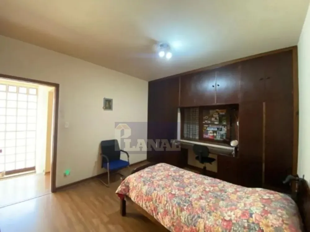 Sobrado, 5 quartos, 187 m² - Foto 2