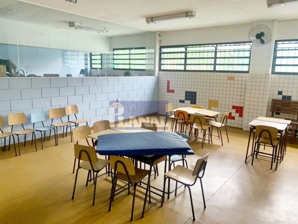 Prédio Inteiro, 279 m² - Foto 1