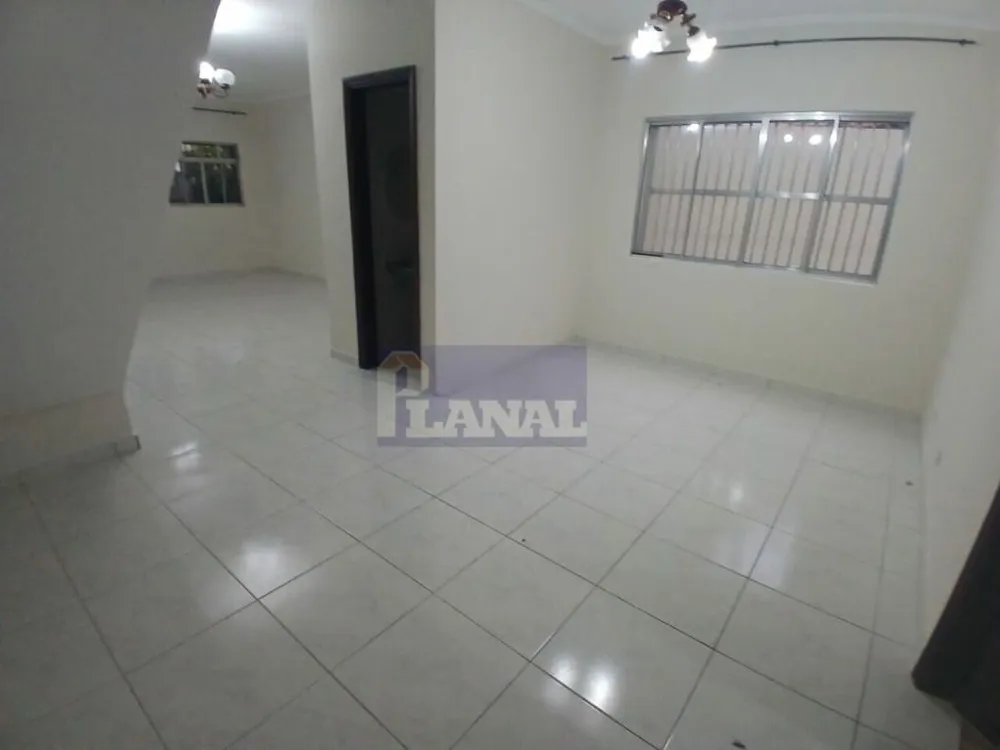 Sobrado, 3 quartos, 184 m² - Foto 4