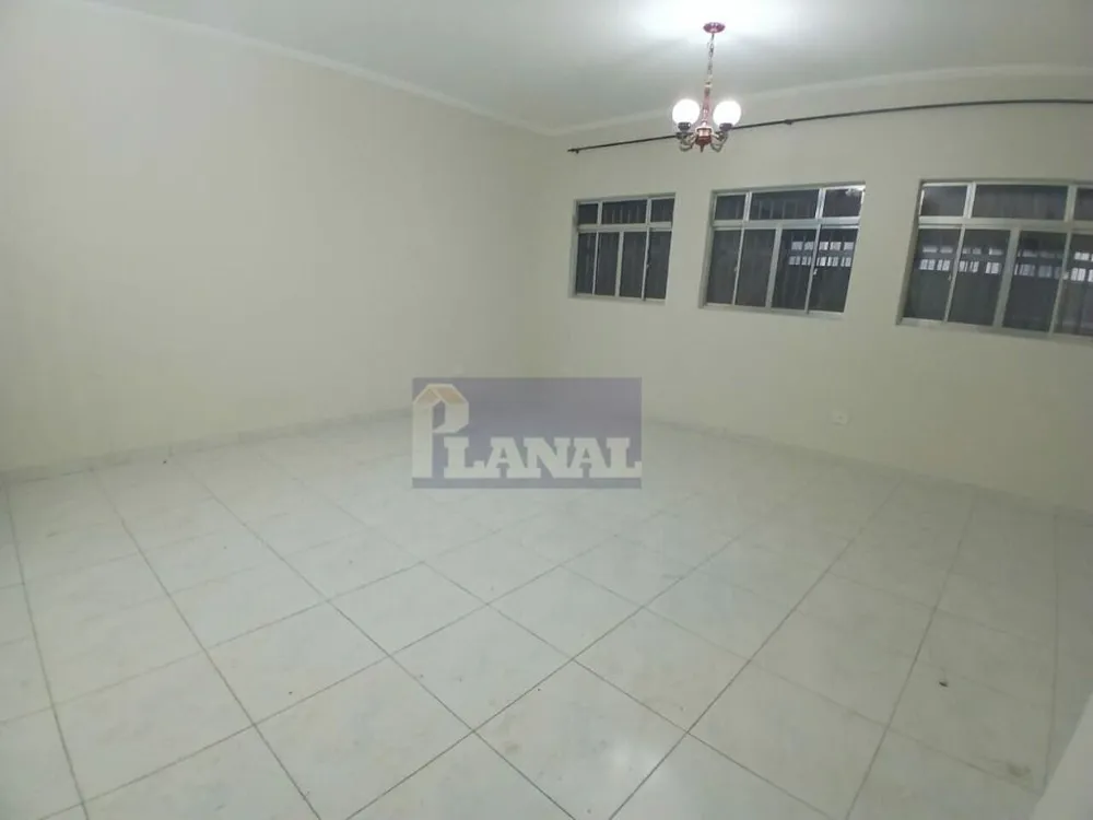 Sobrado, 3 quartos, 184 m² - Foto 2