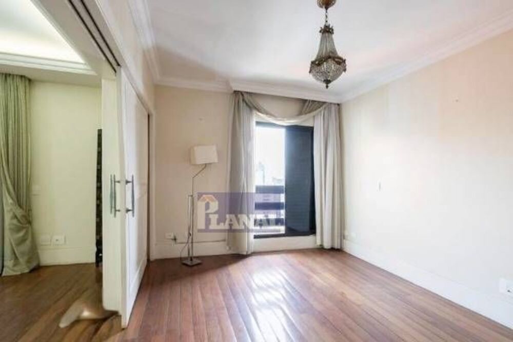 Apartamento à venda com 3 quartos, 395m² - Foto 3