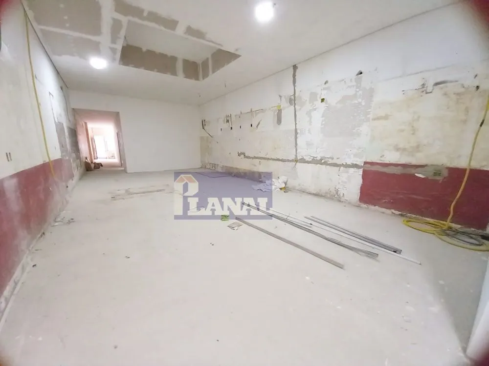 Loja-Salão, 200 m² - Foto 1