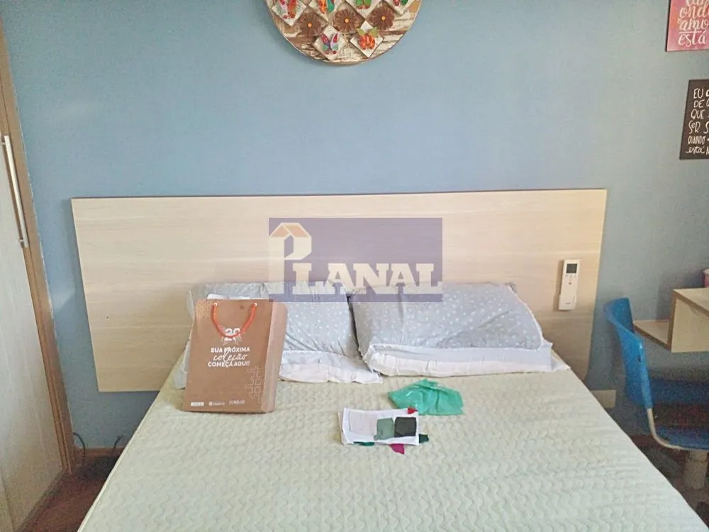 Sobrado, 5 quartos, 220 m² - Foto 2