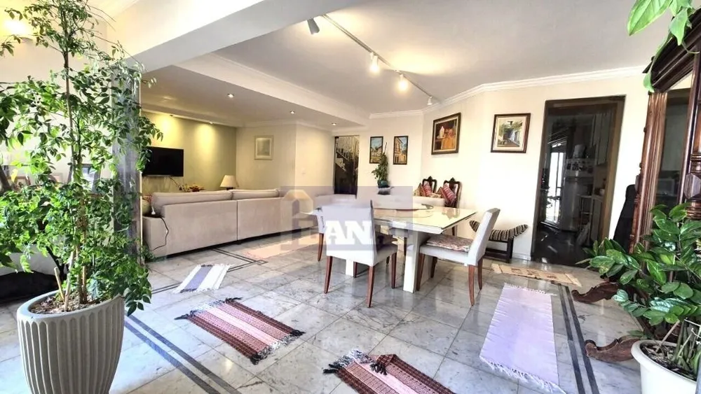 Sobrado, 3 quartos, 184 m² - Foto 1