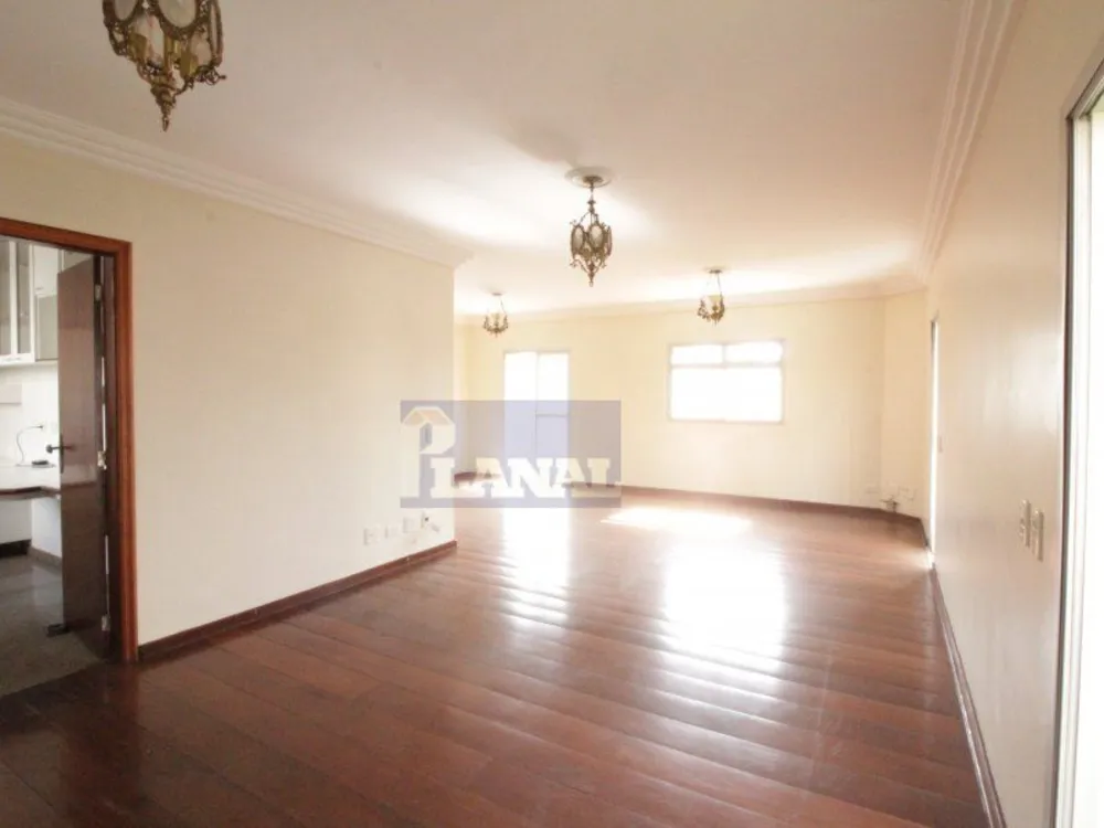 Apartamento, 3 quartos, 156 m² - Foto 1