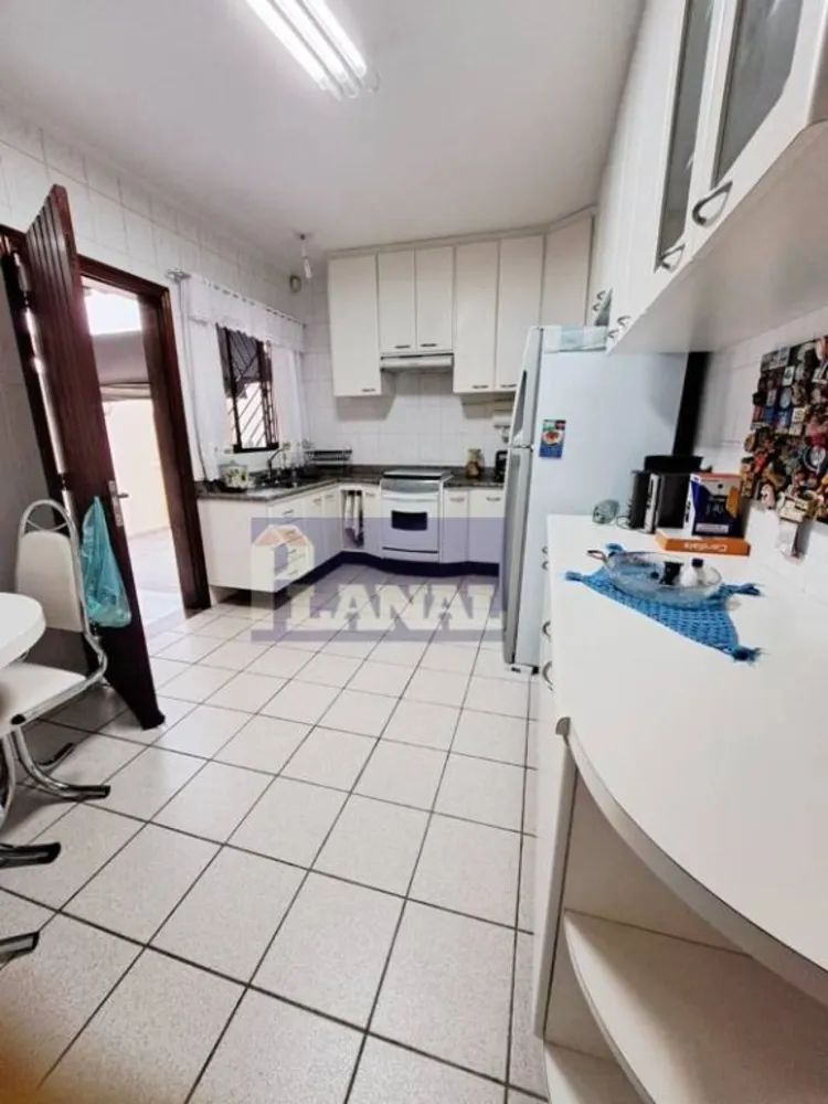 Sobrado, 3 quartos, 153 m² - Foto 1
