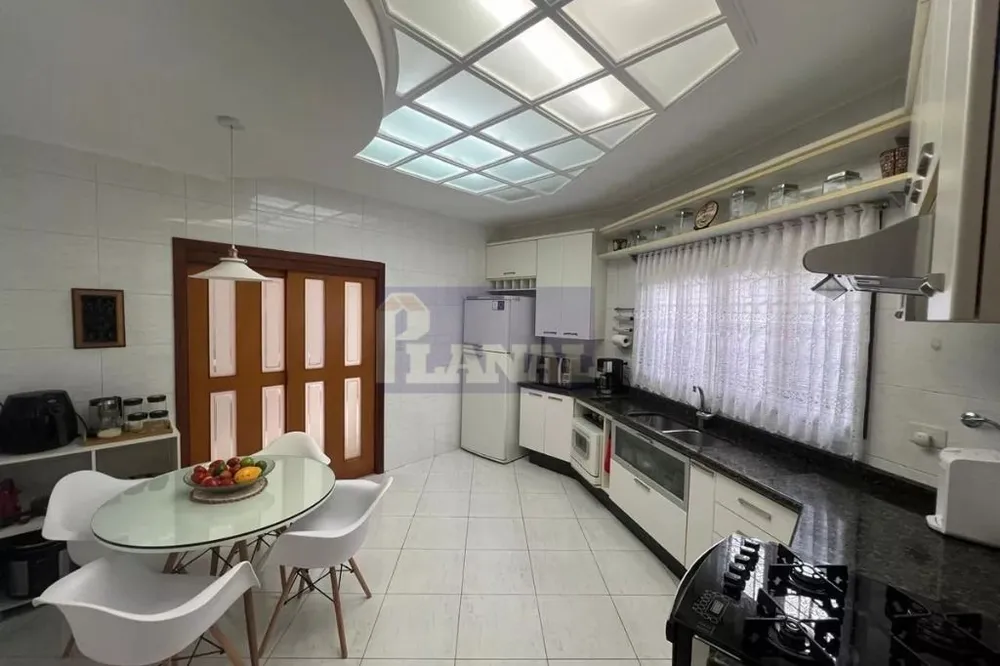 Sobrado, 3 quartos, 199 m² - Foto 13
