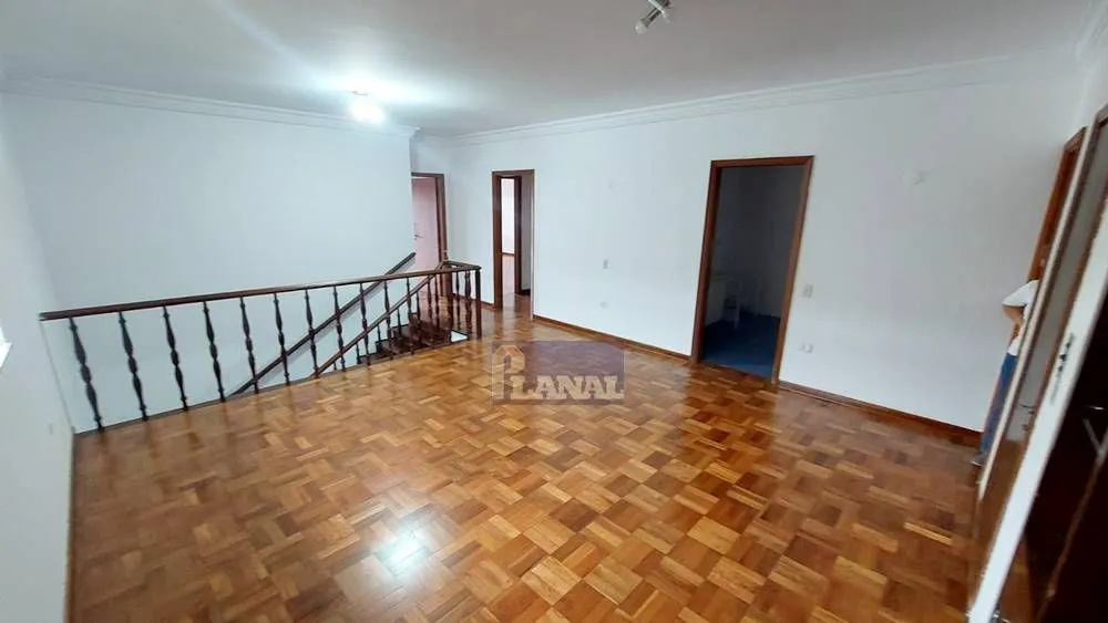 Sobrado, 4 quartos, 349 m² - Foto 2