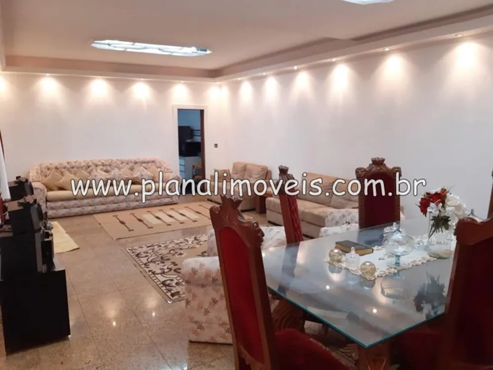 Casa, 2 quartos, 160 m² - Foto 1