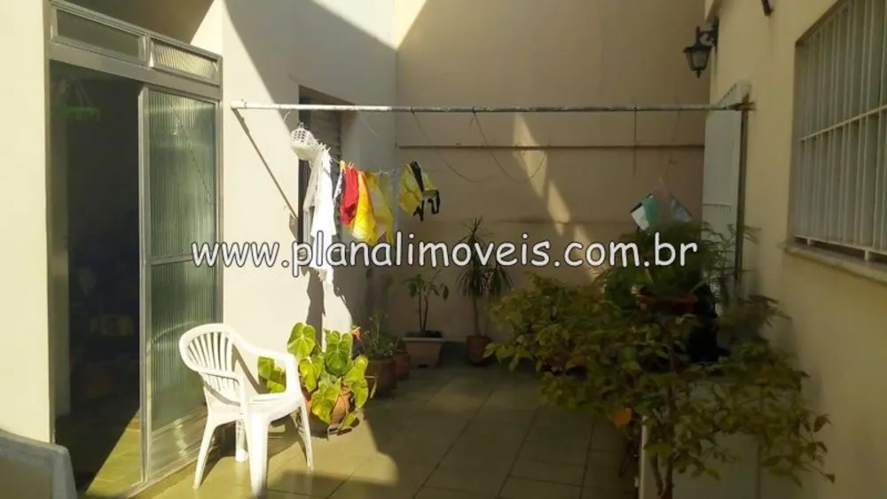 Sobrado, 3 quartos, 235 m² - Foto 1