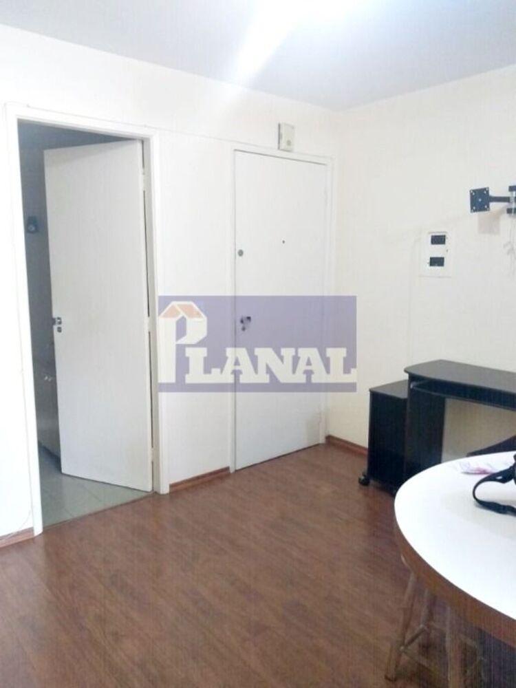 Apartamento à venda com 1 quarto, 33m² - Foto 6