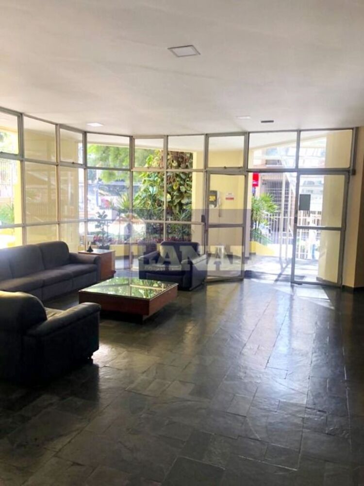 Apartamento à venda com 1 quarto, 33m² - Foto 11