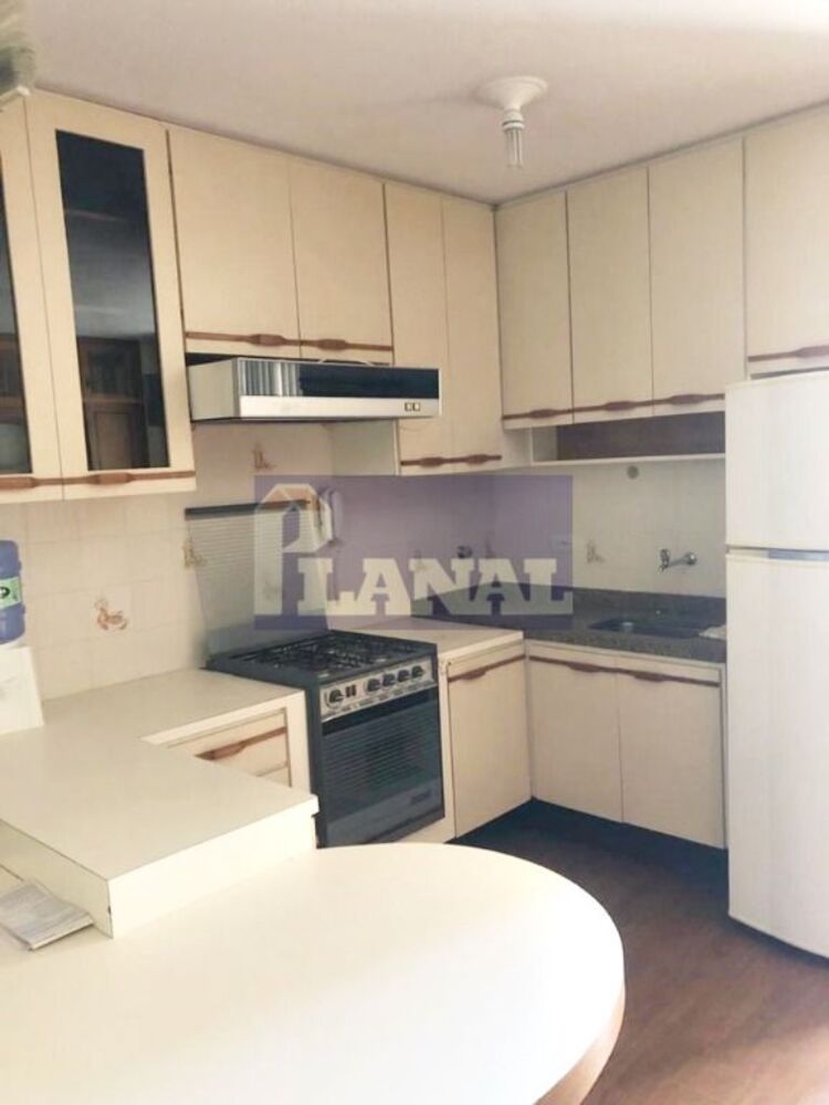Apartamento à venda com 1 quarto, 33m² - Foto 3