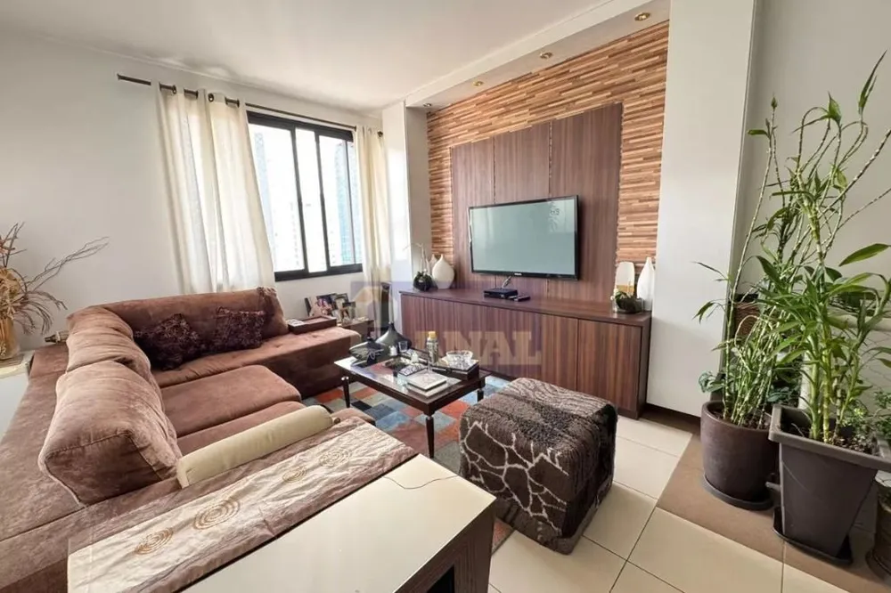 Apartamento, 3 quartos, 130 m² - Foto 1