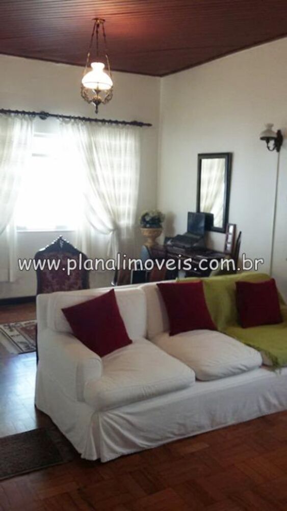 Casa, 2 quartos, 130 m² - Foto 1