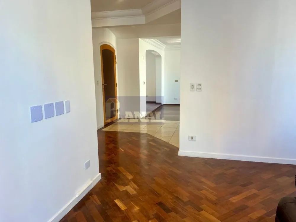 Apartamento, 3 quartos, 224 m² - Foto 3
