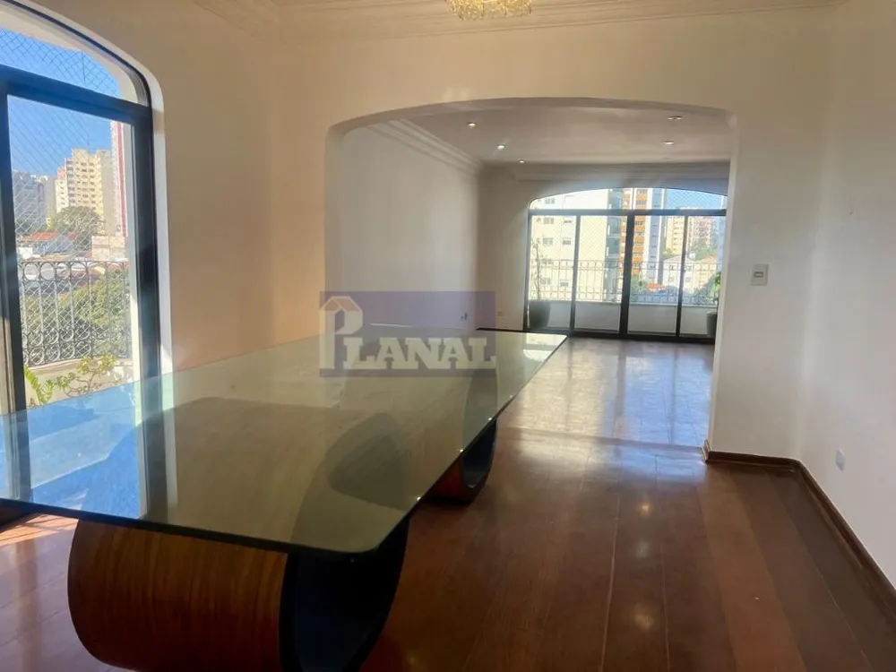 Apartamento, 3 quartos, 224 m² - Foto 2