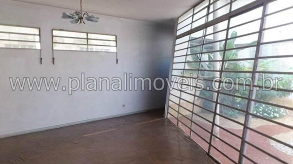 Casa, 3 quartos, 300 m² - Foto 1