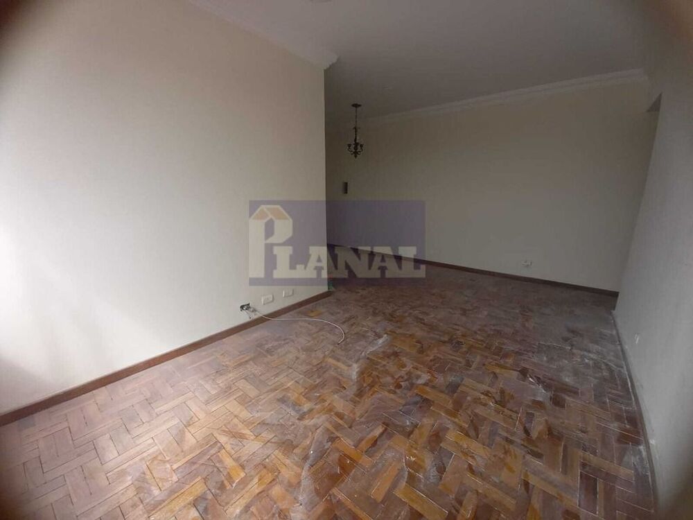 Apartamento à venda com 2 quartos, 80m² - Foto 2