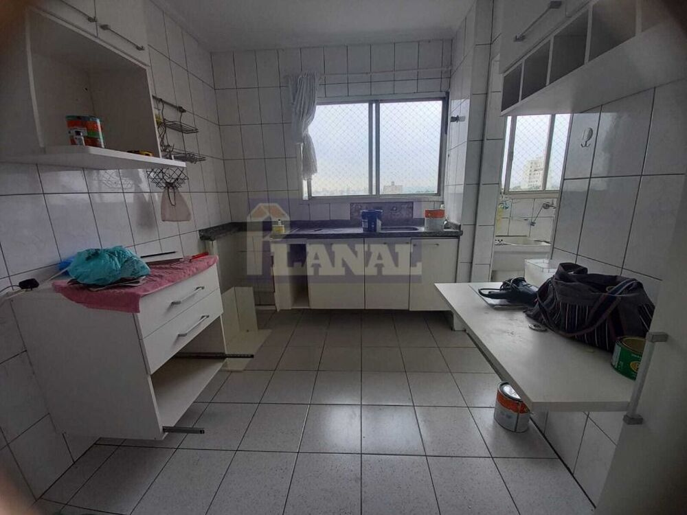 Apartamento à venda com 2 quartos, 80m² - Foto 9