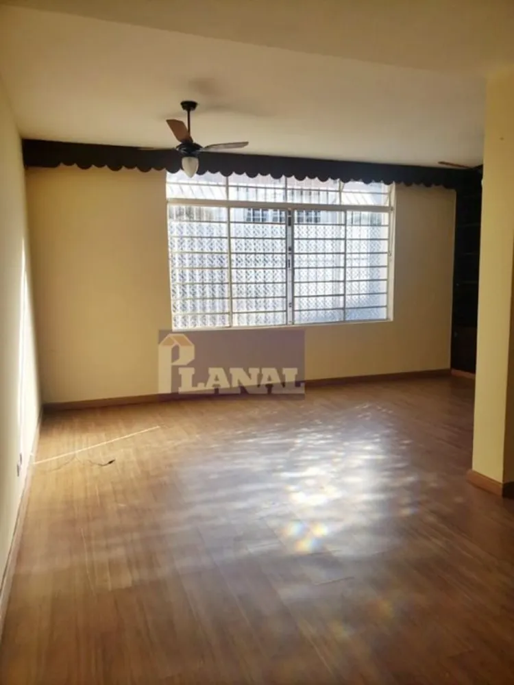 Sobrado, 3 quartos, 250 m² - Foto 1