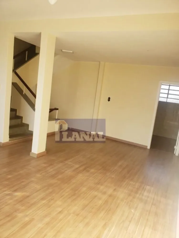 Sobrado, 3 quartos, 250 m² - Foto 2