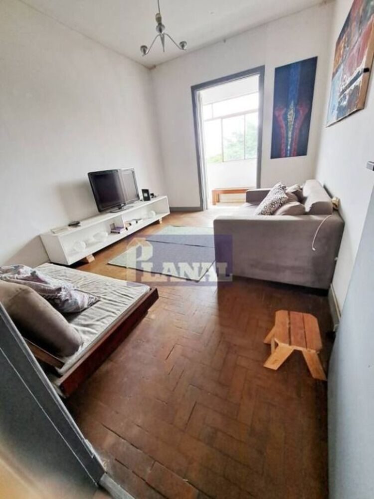 Apartamento à venda com 3 quartos, 72m² - Foto 1